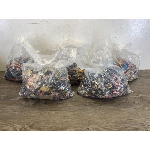 477 - Approx. 25kg of assorted costume jewellery