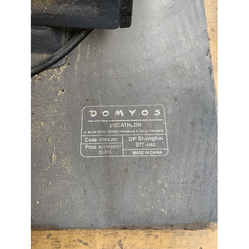 908 - An Axminster AWVFS variable speed fretsaw