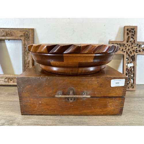 600 - Four items, vintage Lion Company Ltd. printing block, teak and oak circular fruit bowl - approx. 31c... 