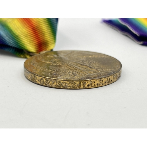 2283 - Three WWI Victory medals, one presented to 9418 Pte. S. Pridding. Ches. R., one to M2-034430 Sjt. C.... 