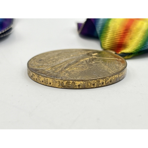 2283 - Three WWI Victory medals, one presented to 9418 Pte. S. Pridding. Ches. R., one to M2-034430 Sjt. C.... 