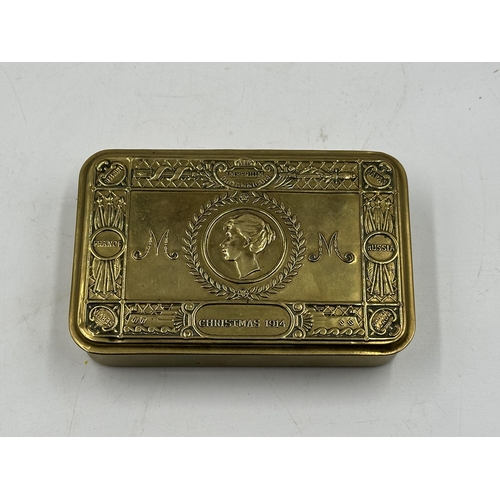 2132 - A WWI brass Princess Mary Christmas tin