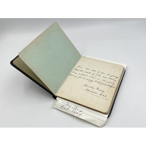 2082 - An early 20th century leather bound autograph album containing page titled 'Manchester City 3.3.27' ... 