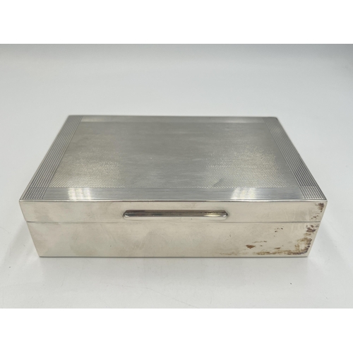 2097 - A Padgett & Braham Ltd. hallmarked London silver cigarette box with wooden insert, dated 1966 - appr... 