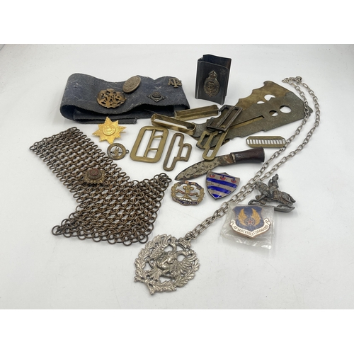 2155 - A collection of military items to include two WWI brass button cleaning guards - patent no. 116972/1... 