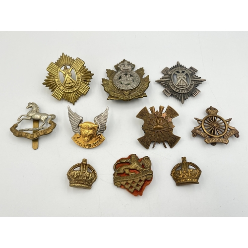 2197 - Ten military cap badges