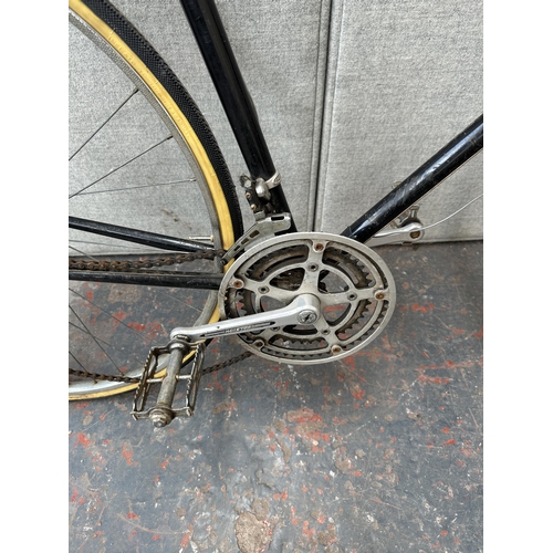 1001 - A vintage SunTour men's road bike