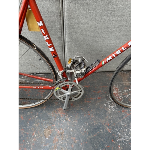 1008 - A vintage Miele Alpha men's road bike