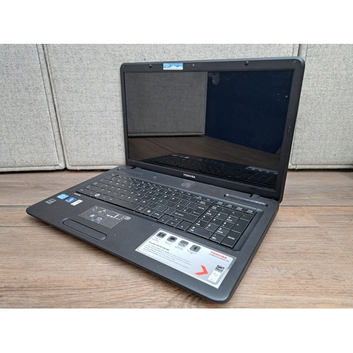 653 - A Toshiba Satellite C670 17