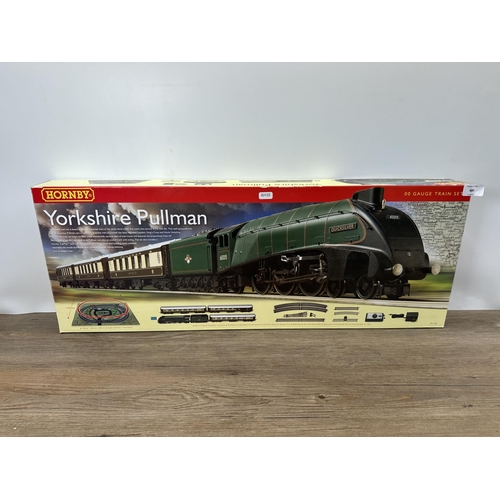 489 - A boxed Hornby R1136 Yorkshire Pullman OO gauge train set