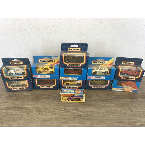 514 - A collection of vintage boxed and unboxed Matchbox diecast model vehicles