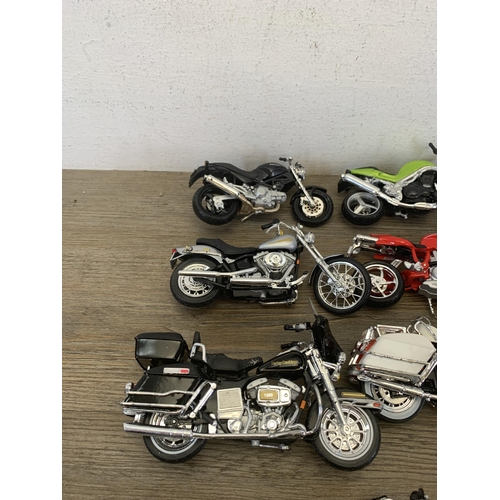 519 - A collection of Maisto model motorbikes