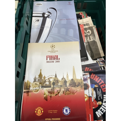 564 - A large collection of Manchester United matchday programmes to include Manchester United v AS Monaco... 