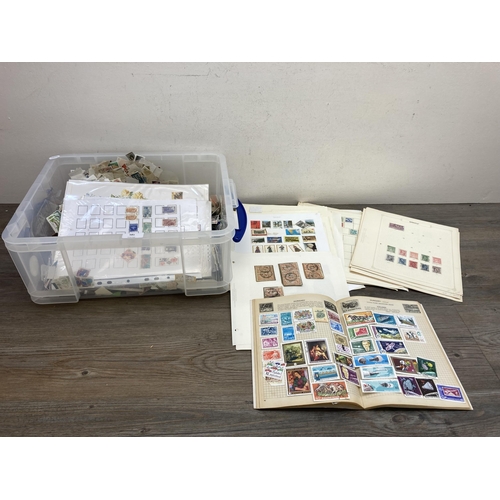 581 - A large collection of antique and later worldwide stamps