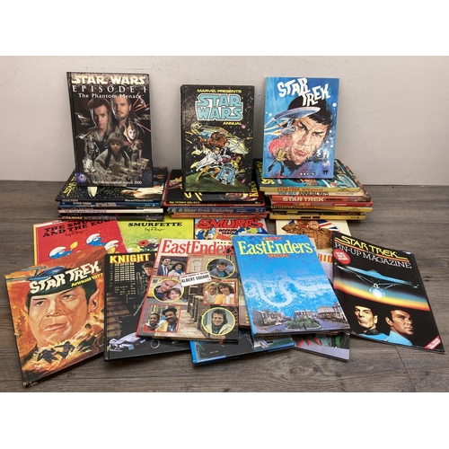 588 - A collection of vintage annuals to include Marvel Presents Star Wars, Star Trek, Night Rider, The Sm... 