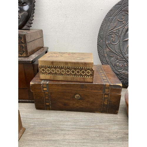 642 - A collection of items to include two 19th century workboxes, carved boxwood and ebony chess set, 193... 