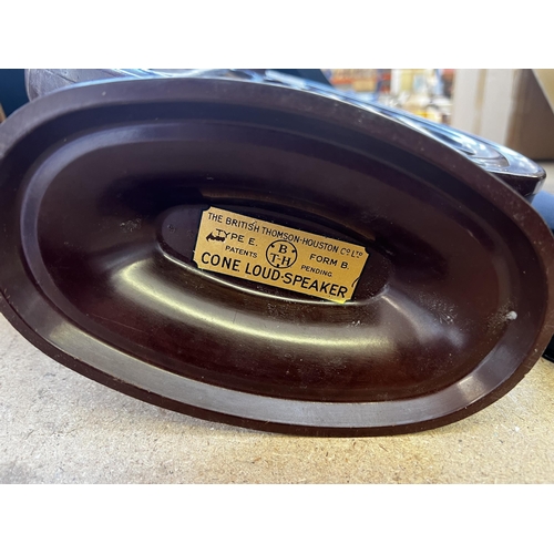 810 - A late 1920s BTH type E form B cone loud speaker with Bakelite casing