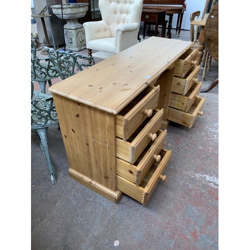 148 - A modern solid pine dressing table - approx. 71cm high x 131cm wide x 40cm deep