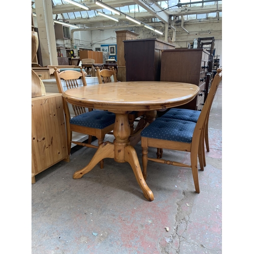 185 - A pine extending dining table and six chairs - approx. 76cm high x 110cm wide x 167cm long