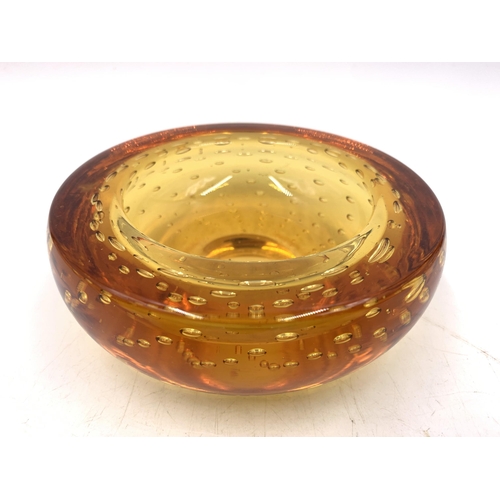 349 - Two mid 20th century Whitefriars controlled bubble art glass ash trays/bowls - approx. 12cm diameter