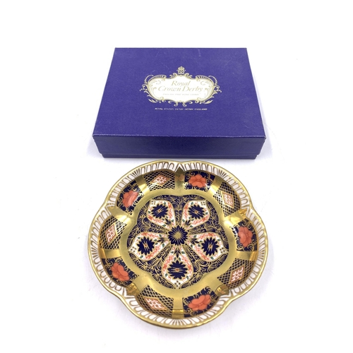 387 - A boxed Royal Crown Derby Old Imari 1128 trinket dish - approx. 11.5cm diameter