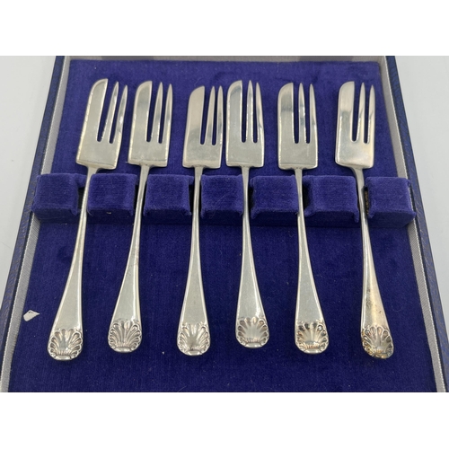 2209 - A cased set of six Angora hallmarked Birmingham silver A. J. Bailey cake forks, dated 1925 - approx.... 