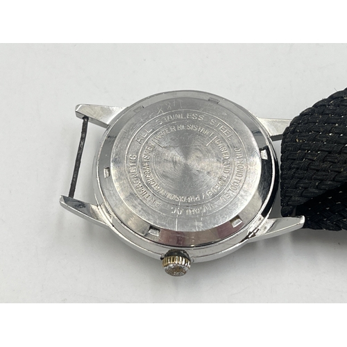 2232 - A vintage Muralt 17 jewels Incabloc automatic men's wristwatch