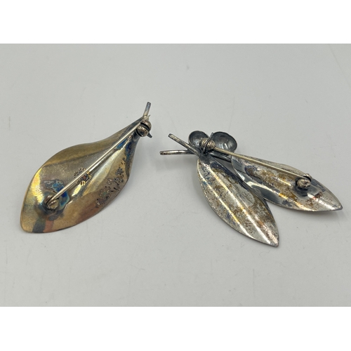 2264 - Two Carl Ove Frydensberg Denmark sterling silver leaf brooches - approx. gross weight 9.4g