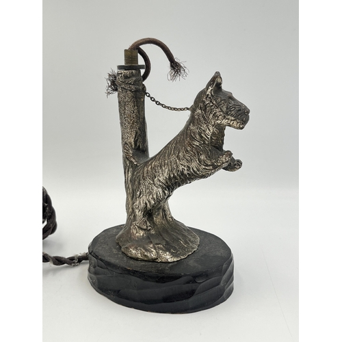 2292 - A 1930s cast metal Scottie dog table lamp on wooden base - approx. 16cm high