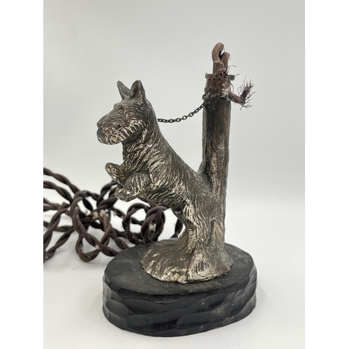 2292 - A 1930s cast metal Scottie dog table lamp on wooden base - approx. 16cm high