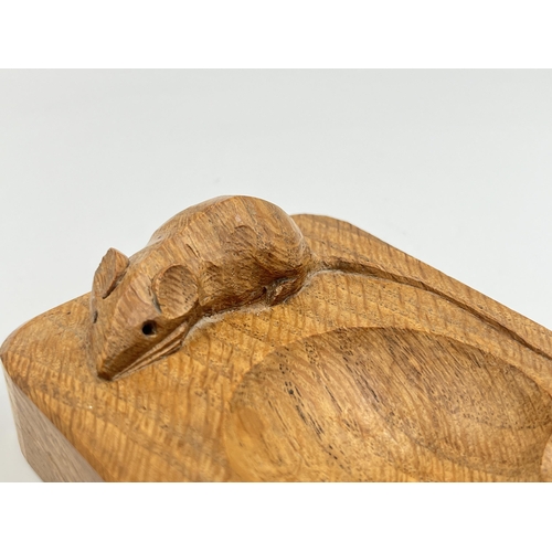 2304 - A Robert 'Mouseman' Thompson hand carved oak ashtray - approx. 3.5cm high x 10cm wide x 7.5cm deep