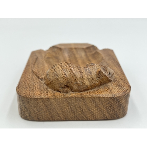 2304 - A Robert 'Mouseman' Thompson hand carved oak ashtray - approx. 3.5cm high x 10cm wide x 7.5cm deep