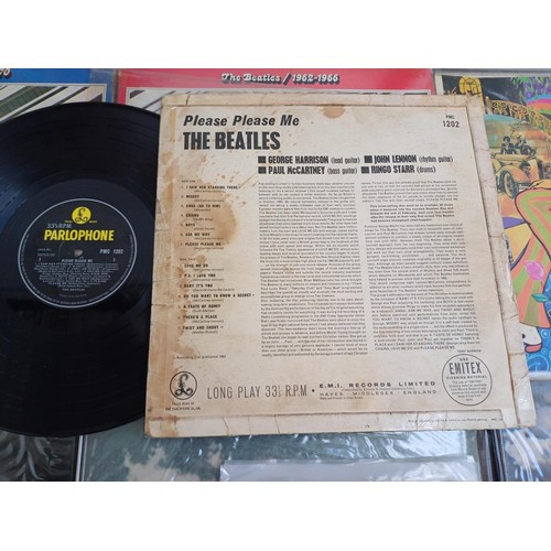 765 - A collection of The Beatles and related 7