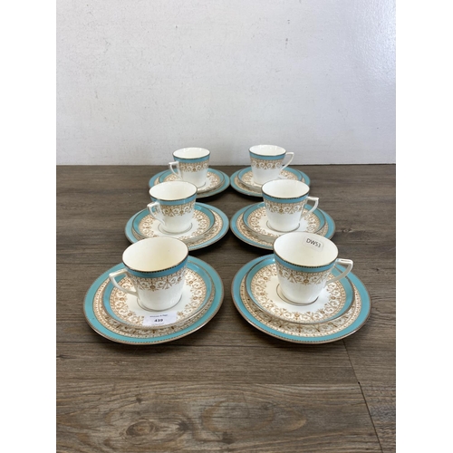 439 - Twenty pieces of late 19th/early 20th century Aynsley Rd No. 36343 china to include six trios etc.