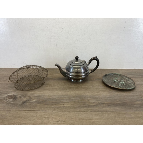 455 - A collection of antique and later metalware to include 19th century engraved EPNS four piece tea and... 