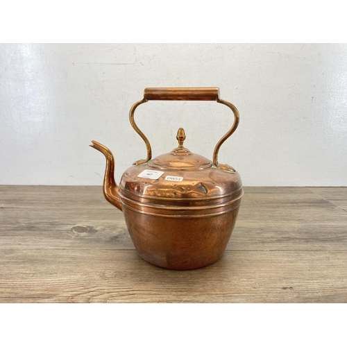 467 - A 19th century copper kettle