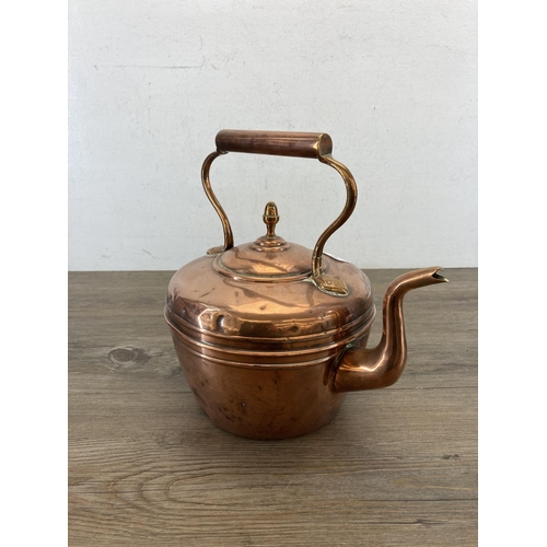 467 - A 19th century copper kettle