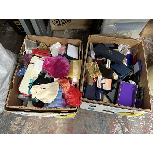 1117 - Two boxes and one bag containing a large quantity of empty jewellery boxes