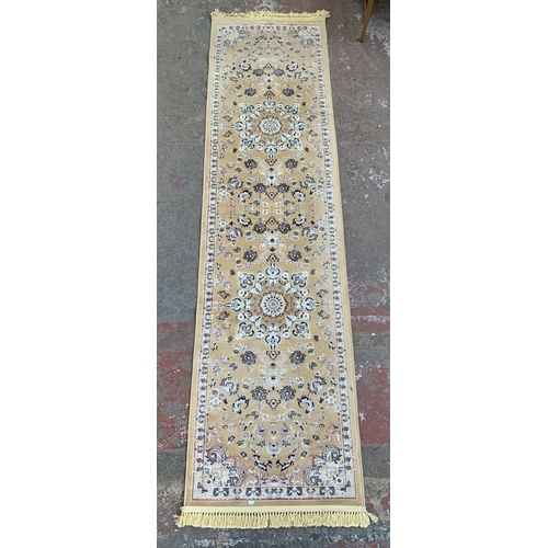 15 - A Glamour Carpets machine woven hall runner/rug made in Turkey - approx. 312cm x 78cm