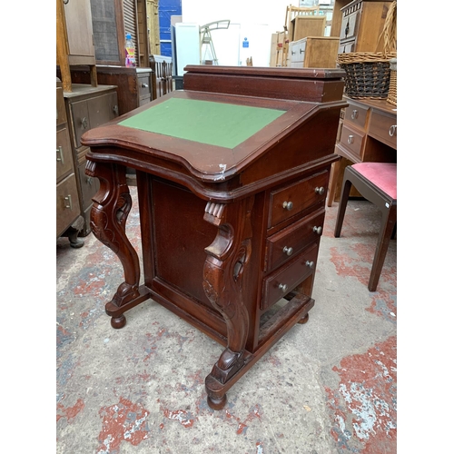 184 - A 19th century style mahogany Davenport desk with green leather writing surface and carved supports ... 