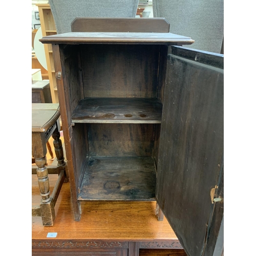 201 - An Edwardian mahogany and burr walnut bedside cabinet - approx. 83cm high x 46cm wide 38cm deep