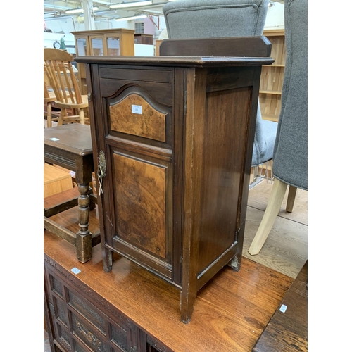 201 - An Edwardian mahogany and burr walnut bedside cabinet - approx. 83cm high x 46cm wide 38cm deep