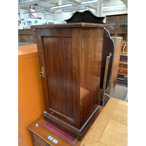 212 - A late 19th/early 20th century mahogany bedside cabinet - approx. 87cm high x 38cm wide x 36cm deep