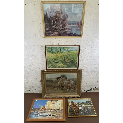 339 - A collection of pictures to include gilt framed late 19th/early 20th century print of a hunting scen... 