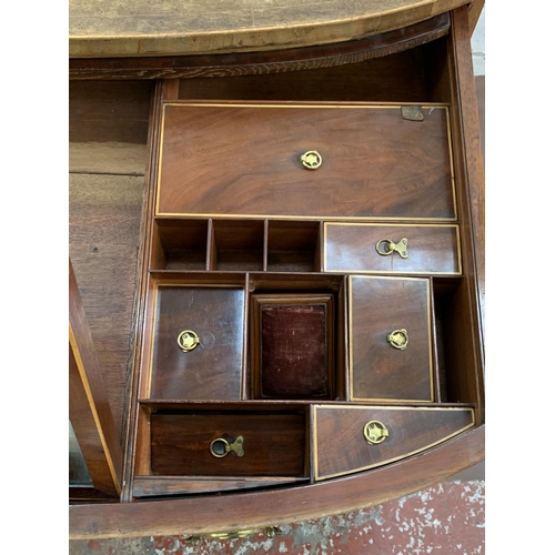 40 - A George III inlaid mahogany bow fronted chest of drawers with fitted interior - approx. 73cm high x... 