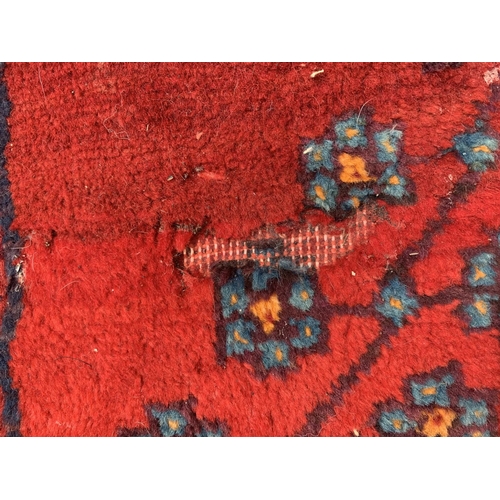 7 - A 20th century Kashqai rug - approx. 260cm x 168cm