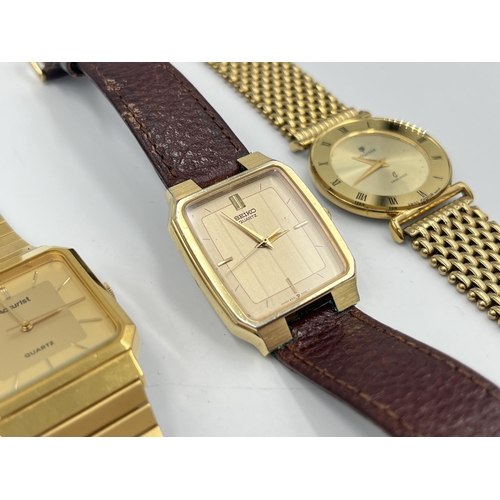 2045 - Three quartz wristwatches, one boxed Accurist, one Seiko and one Jowissa