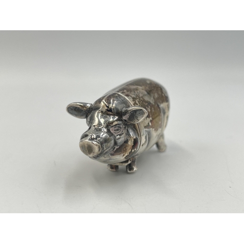 2018 - A .925 silver novelty pig vesta case - approx. gross weight 38.6g and 6cm long