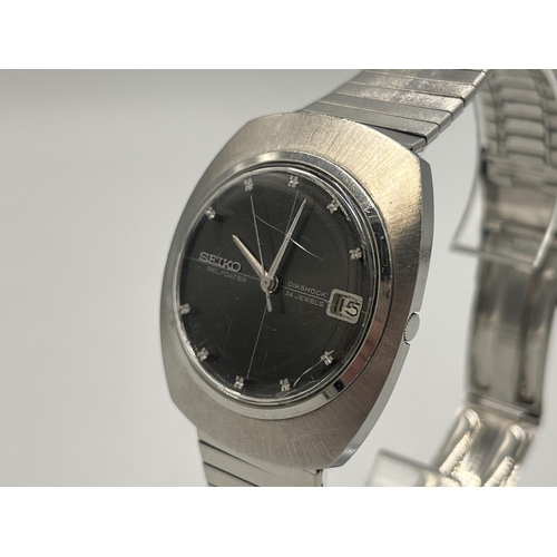 2027 - A 1960s Seiko Selfdater Diashock 24 jewels automatic men's wristwatch - ref no. 6205-7980