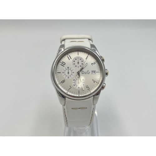 2037 - A Dolce & Gabbana Time stainless steel quartz unisex wristwatch